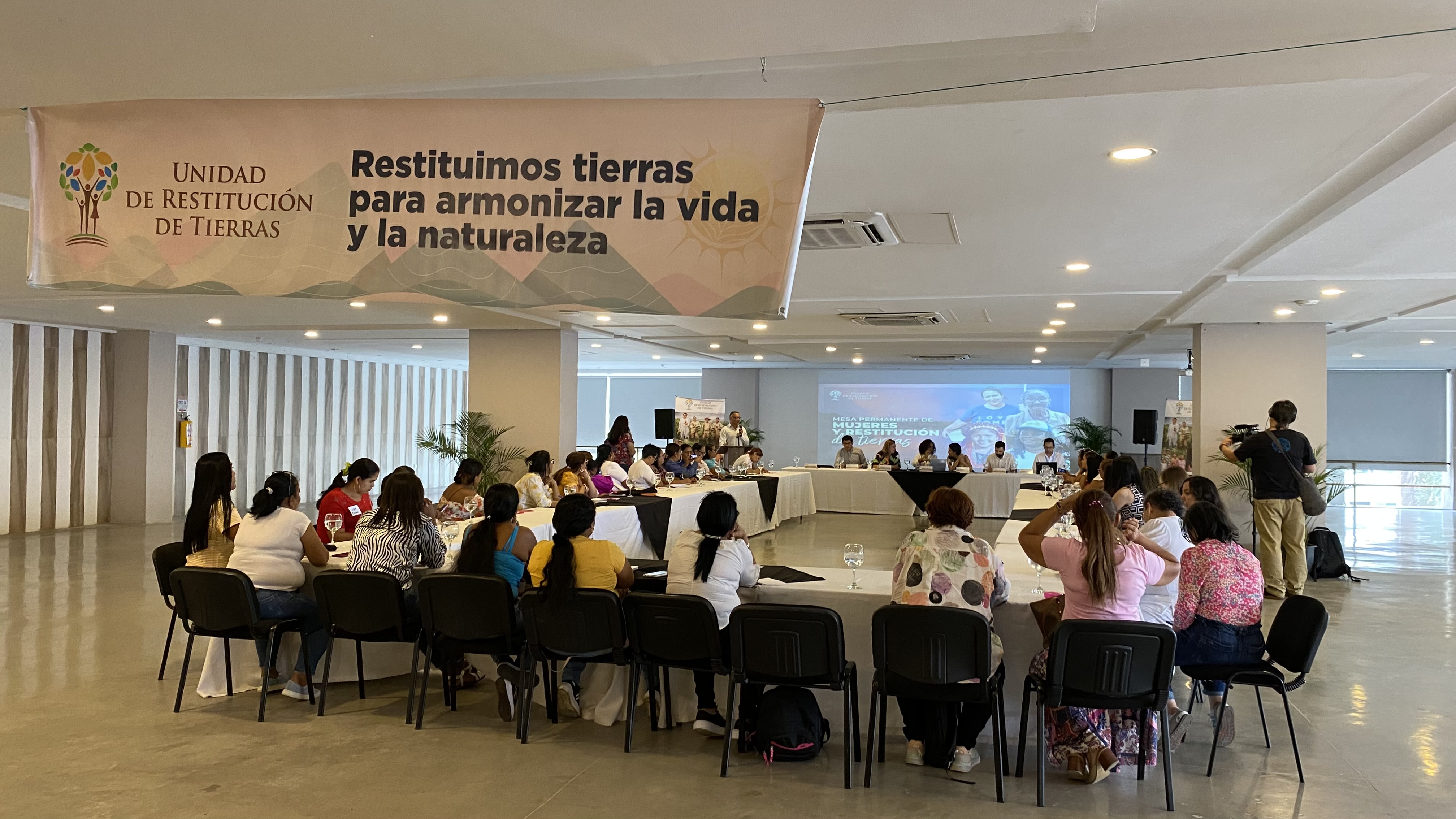 Mesa Macrorregional de Mujeres y Restitución de Tierras Caribe