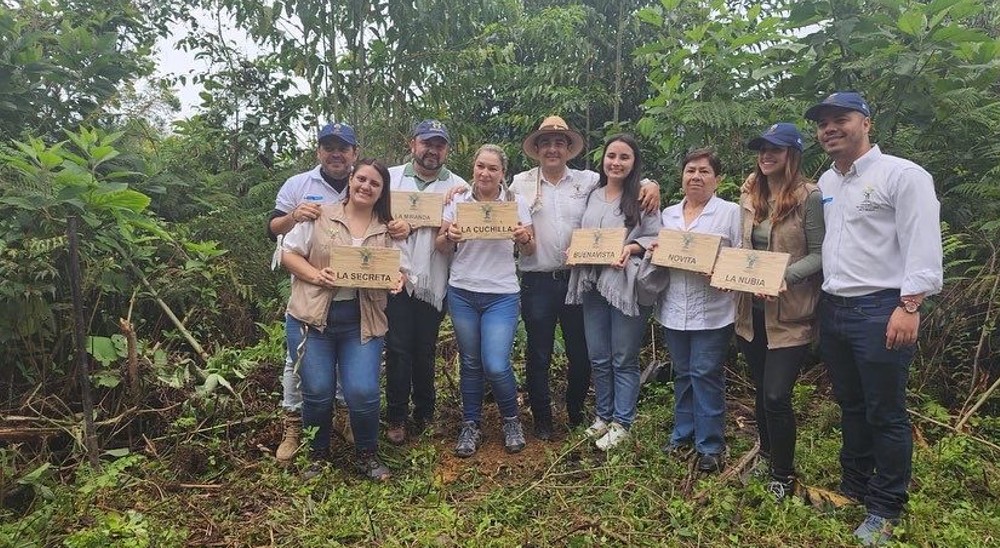 Tras eficaz acompañamiento de URT juez ordena entregar predios a familias en Génova, Quindío