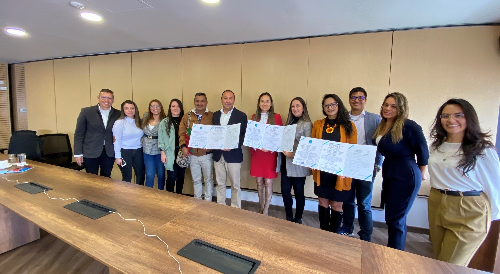 ICONTEC renovó y otorgó nuevas certificaciones ISO a la Unidad de Restitución de Tierras 
