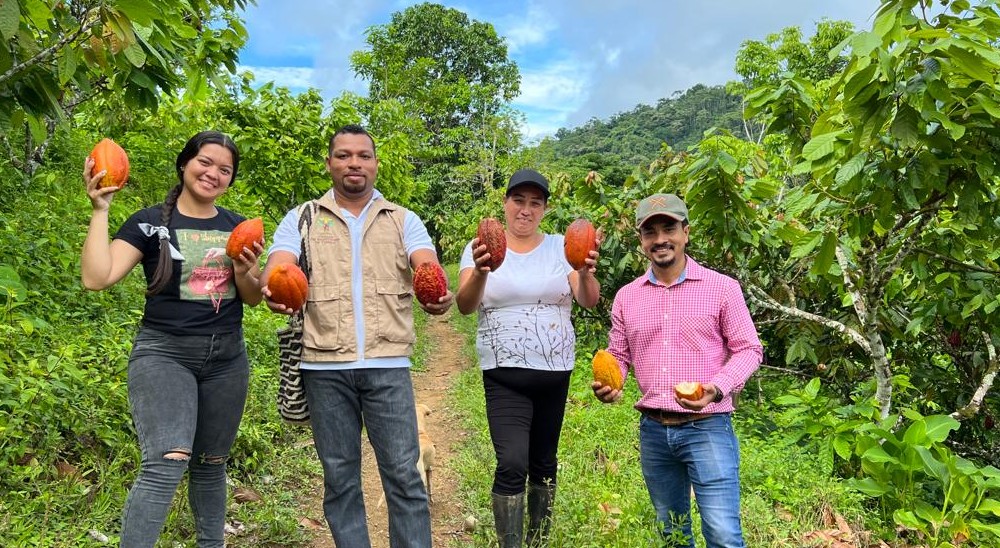 La primera familia restituida en el corregimiento San José de Apartadó 