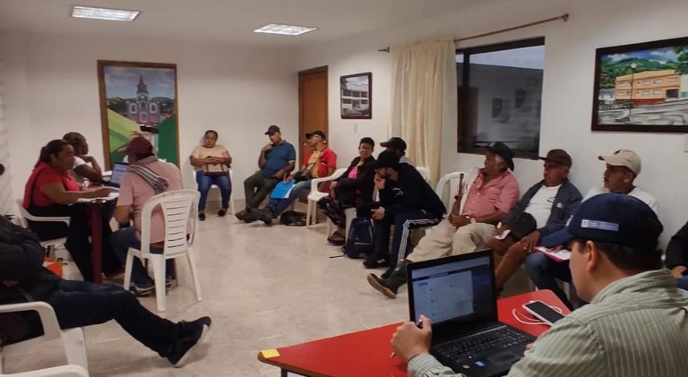 Exitosa socialización con víctimas del conflicto armado sobre restitución de tierras en El Carmen de Atrato, Chocó