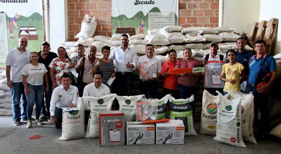 15 cacaocultores beneficiarios de la URT recibieron apoyo para fortalecer sus proyectos productivos en Santander