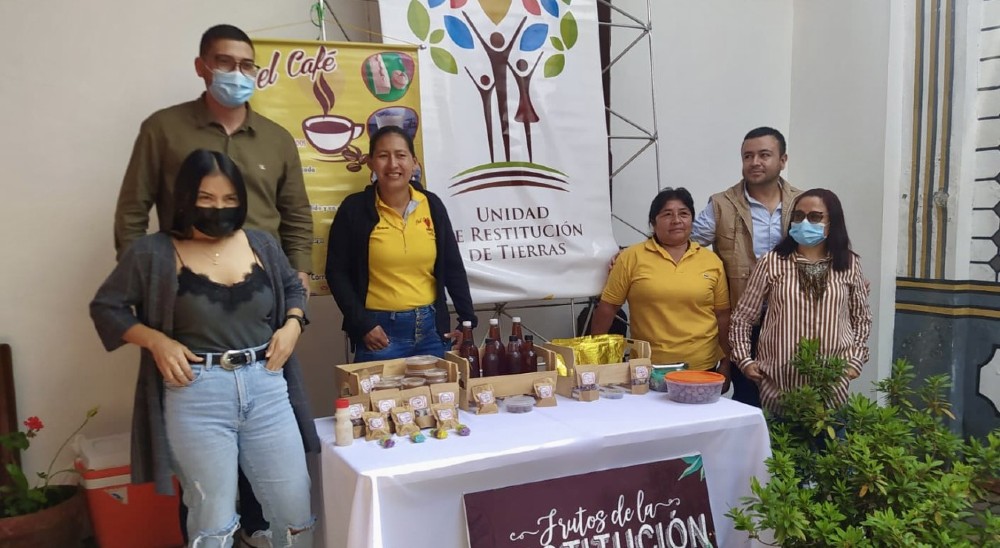 Más de 700 mujeres son beneficiarias de restitución de tierras en Cauca y Huila 