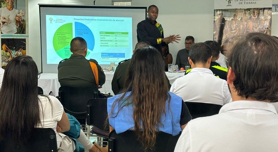 La Dirección Territorial Tolima de la URT une esfuerzos con jueces especializados para avanzar en procesos de restitución