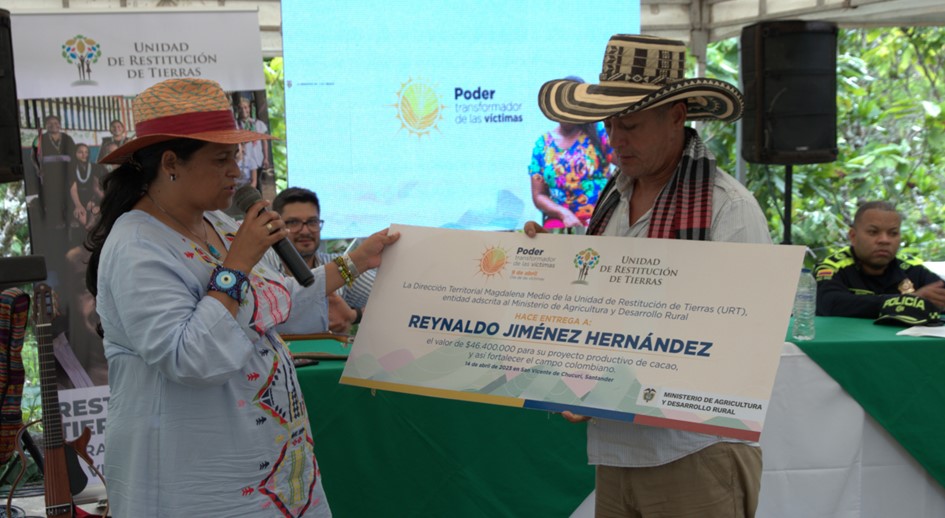 La URT impulsa estrategia de cumplimiento a las órdenes judiciales para garantizar vivienda digna a los restituidos de San Vicente de Chucurí