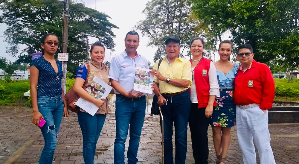 Unidad de Restitución de Tierras (URT) entregó dos predios urbanos al Municipio de El Castillo (Meta) 