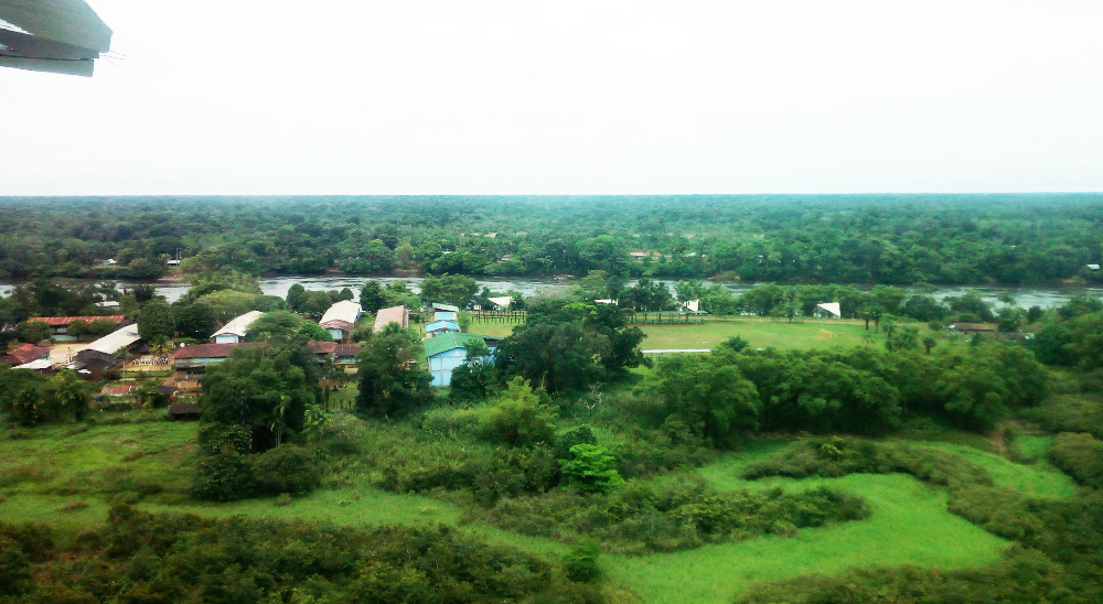 Inicia proceso de restitución de tierras en Mitú y Carurú en Vaupés gracias a respaldo de Fuerza Pública 