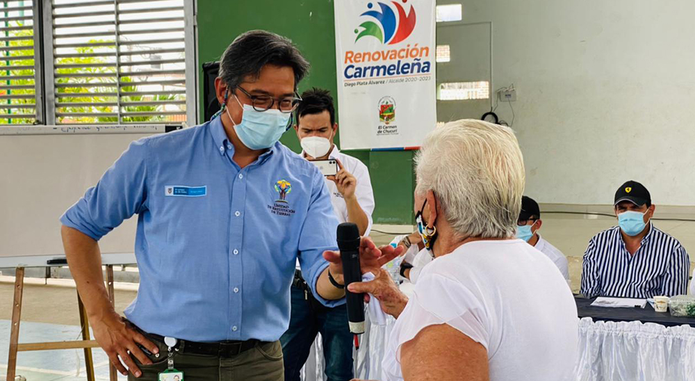 Unidad de Restitución de Tierras escucha a la comunidad de El Carmen de Chucurí y asume compromisos para que personas que se encuentran en predios solicitados conozcan sus derechos 