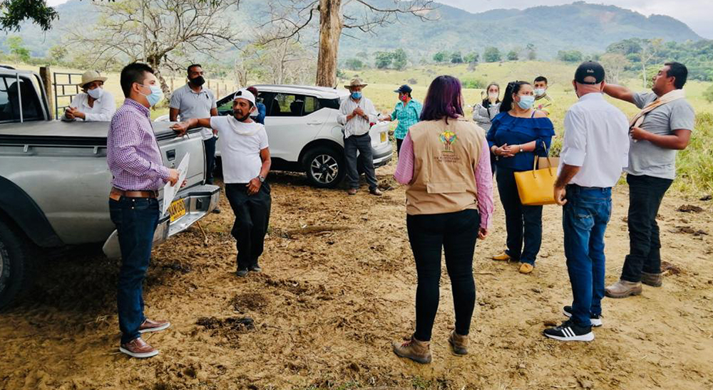 Campesinos despojados por paramilitares en El Dorado, Meta regresaron a su predio 