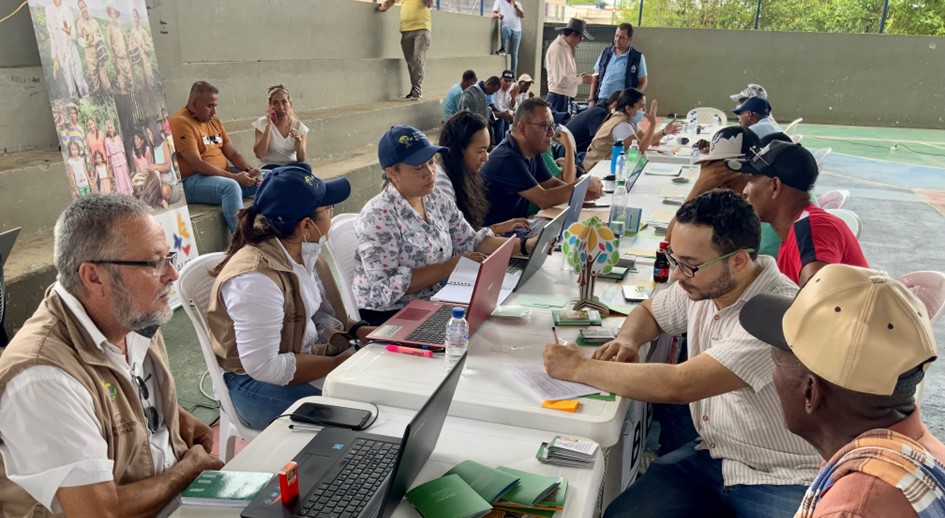 URT adelanta estrategia para mejorar el acceso de las víctimas de Bolívar y Sucre a la restitución de sus tierras