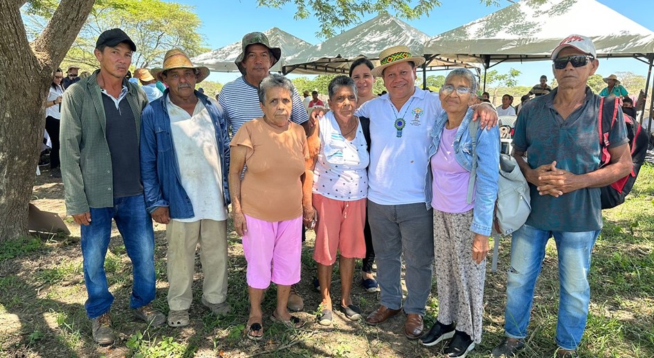 Regresa la esperanza a Salamina, Magdalena, con la entrega de 100 hectáreas de tierra restituida