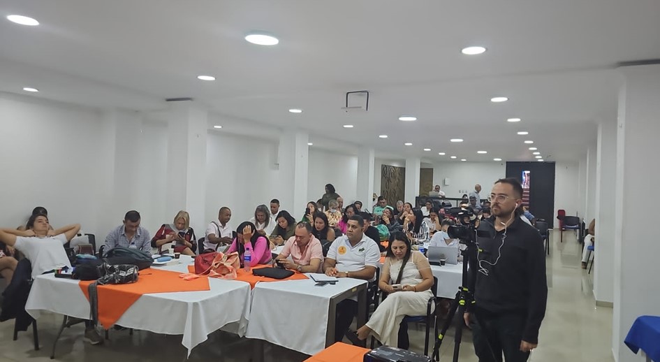 En Mesa Nacional de Participación Efectiva de las Víctimas, URT Valle plantea articulación como clave en reforma a la Ley 1448