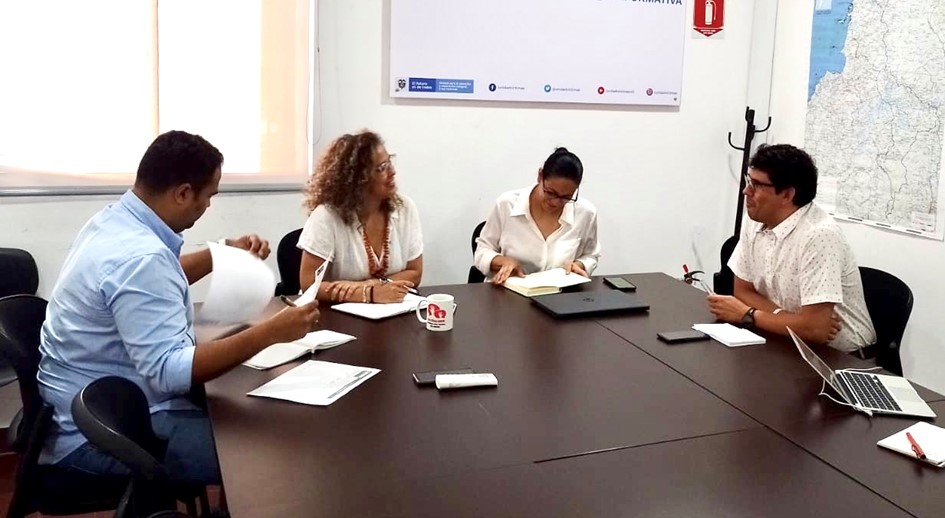 La URT y la UARIV instalan mesa técnica de articulación para garantizar los derechos de comunidades restituidas en Bolívar