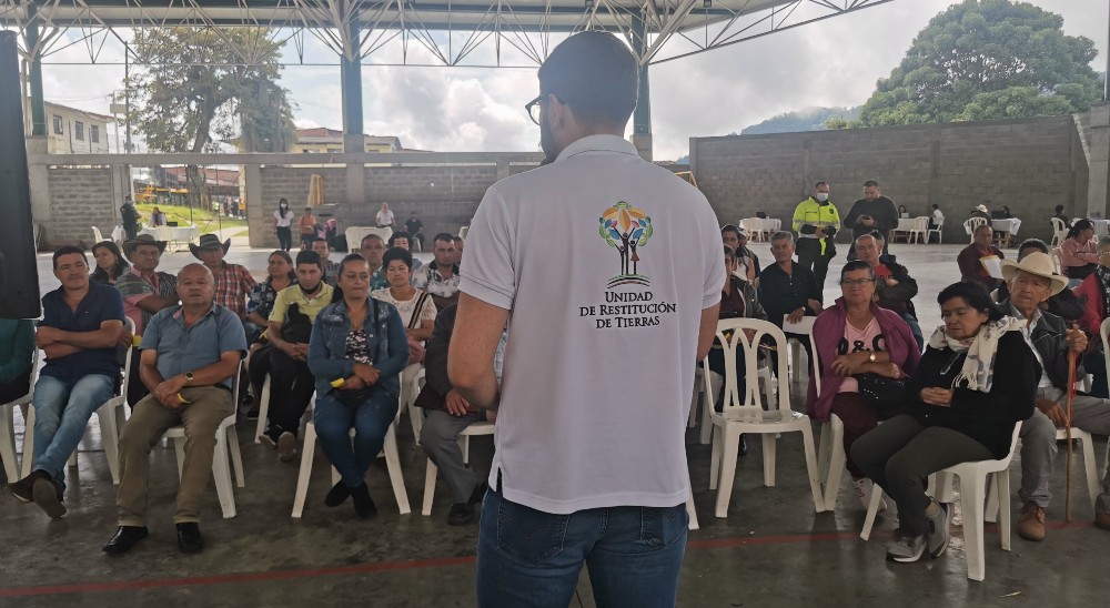 Con oferta institucional la Unidad de Restitución de Tierras llegó al municipio de Pensilvania, Caldas 