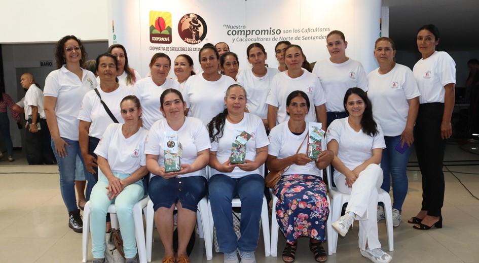 Mujeres restituidas de Ocaña lanzan tres nuevas líneas de café a mercados nacionales e internacionales