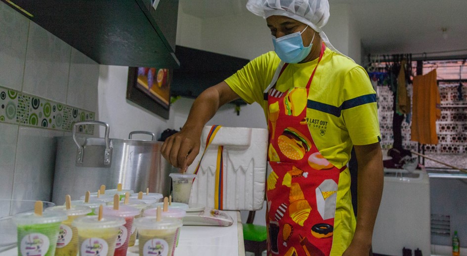 “La restitución nos dio todo”: familia González en el barrio Aranjuez de Medellín