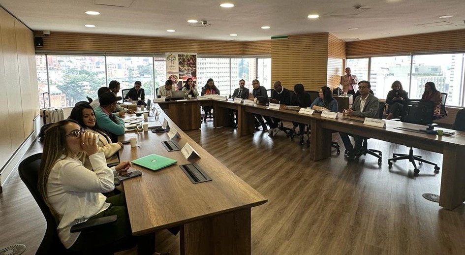 El Grupo Fondo de la URT lidera intercambio de conocimiento para el incremento de la productividad del cacao en Santander