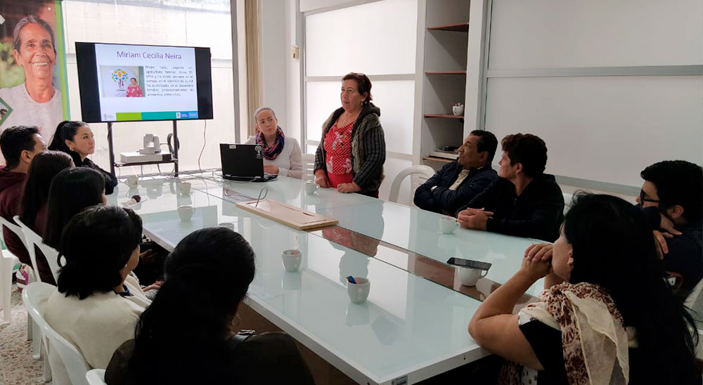 Con un conversatorio, la Unidad de Restitución de Tierras (URT) conmemoró el Mes de la Mujer Rural en Cundinamarca 