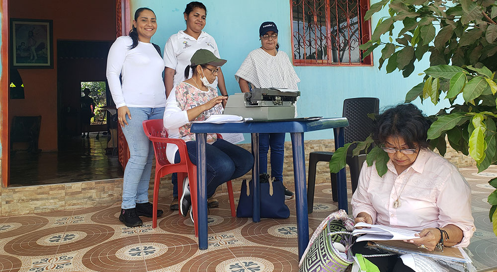 Mujer víctima de la guerrilla fue restituida en zona rural de San Diego, Cesar 