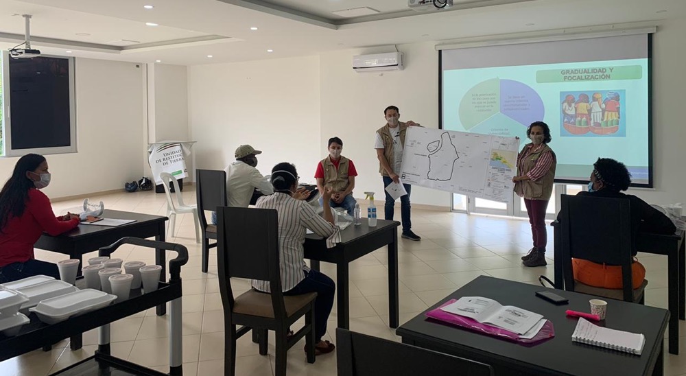 En Putumayo, víctimas afrodescendientes conocen normativa que reconoce sus derechos ancestrales sobre el territorio 