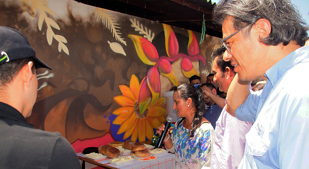 Con el apoyo de la Fuerza Pública, la Unidad de Restitución de Tierras (URT) fortalece la restitución de predios de familias campesinas en Nariño 