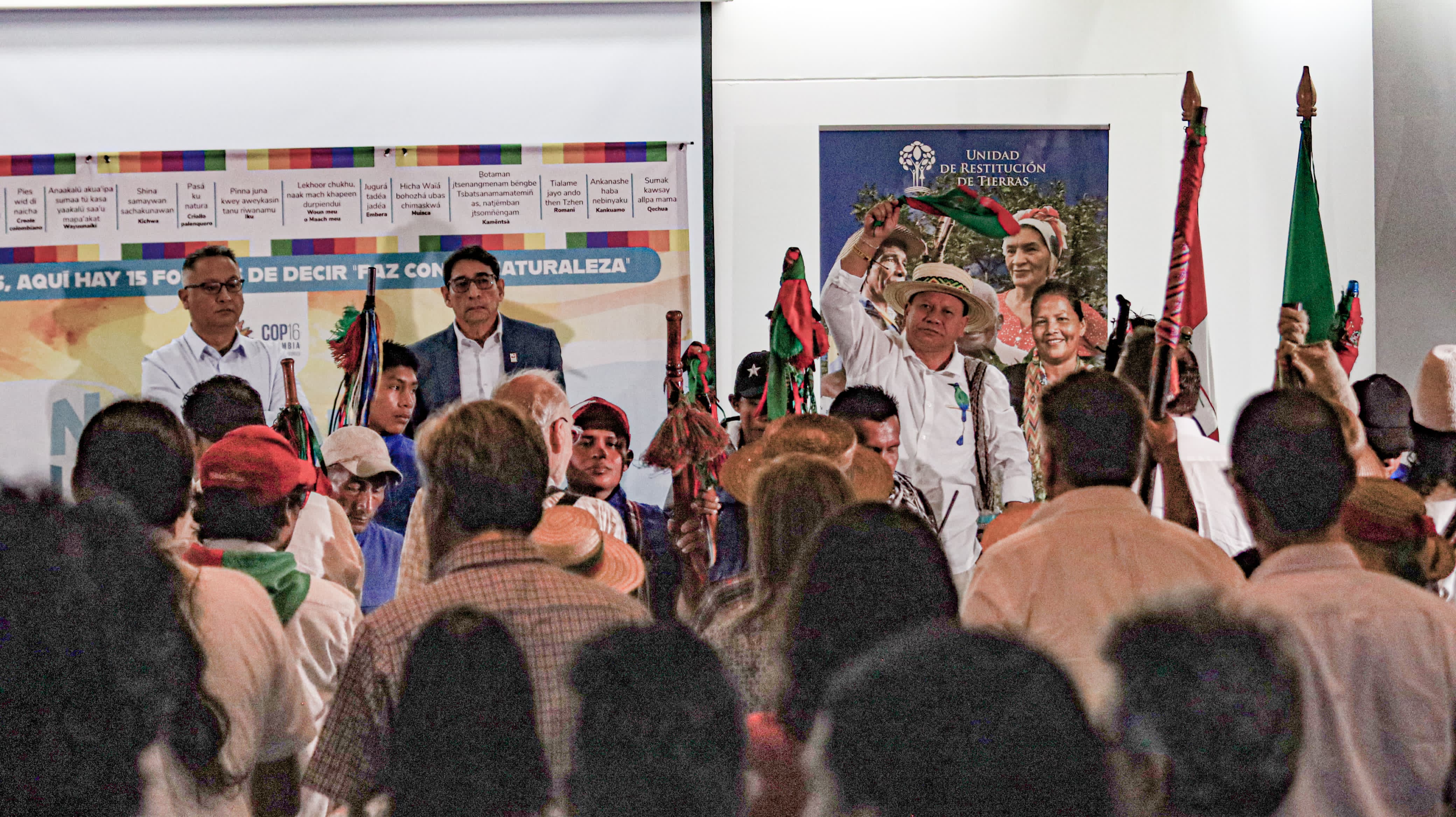 Directivos de la URT, encabezados por el mayor Giovani Yule y la secretaria general, Jaqueline Campos, abordaron con expertos, líderes indígenas y funcionarios de otras entidades, las estrategias para proteger la Madre Tierra a través de la justicia transicional.