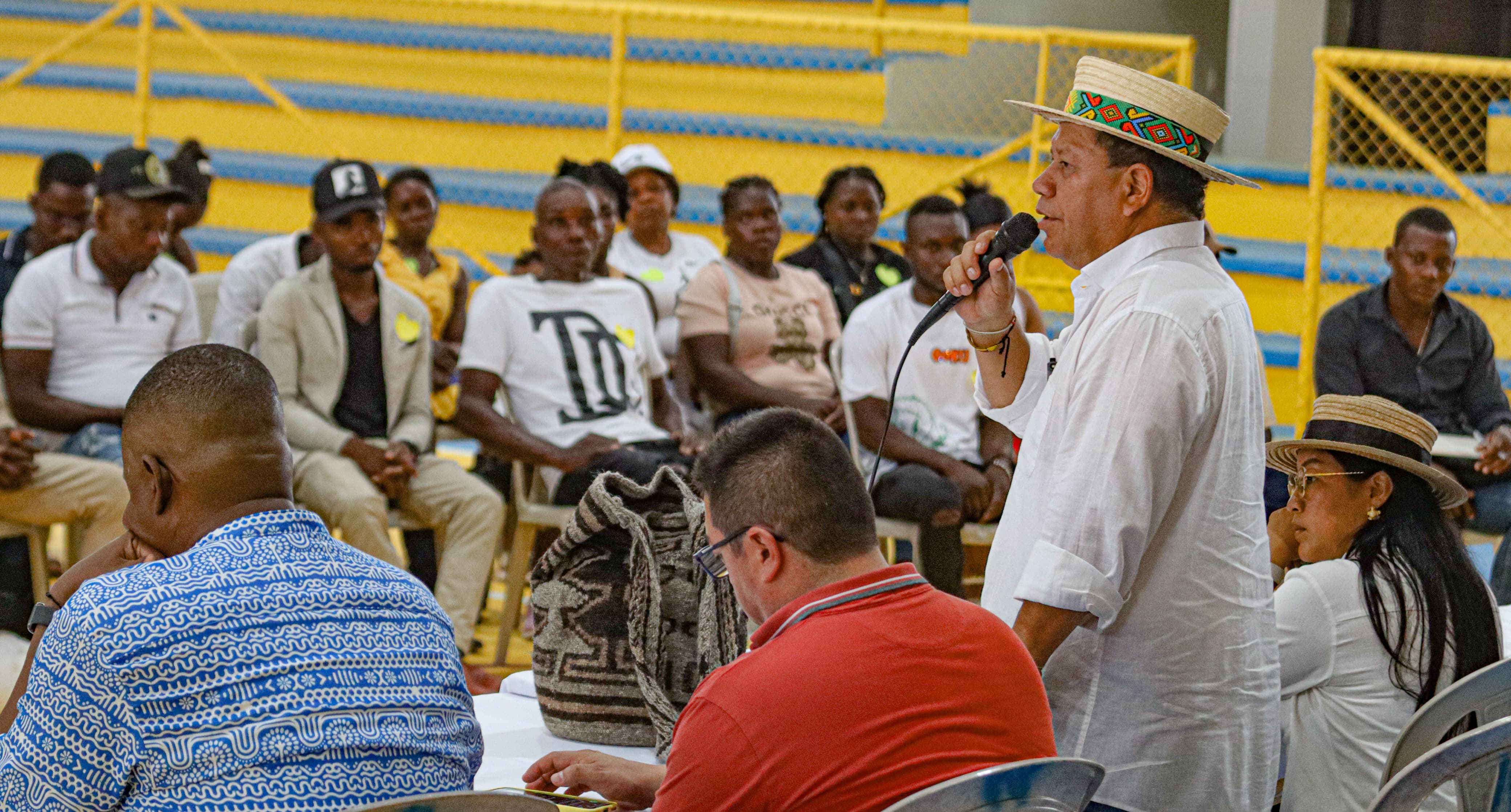 El director general de la URT, mayor Giovani Yule, llegó a este territorio ancestral para realizar la entrega simbólica.