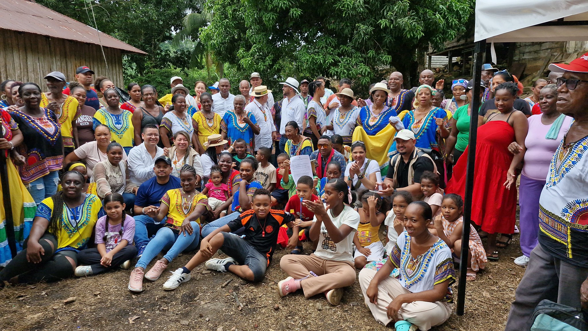 Durante el Gobierno del Cambio, la restitución de más de 74.000 hectáreas en la ruta étnica y 71.000 en ruta individual, ha beneficiado a más de 10.000 personas y 1.700 familias. Se demuestra nuestro compromiso con la construcción de justicia social y paz en los territorios.
