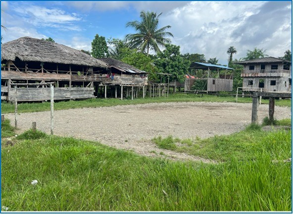 Este territorio, perteneciente al pueblo ancestral Eperara Siapidara, abarca 4.968 hectáreas en las que habitan 296 personas. Todas ellas esperan la protección de sus derechos territoriales. 
