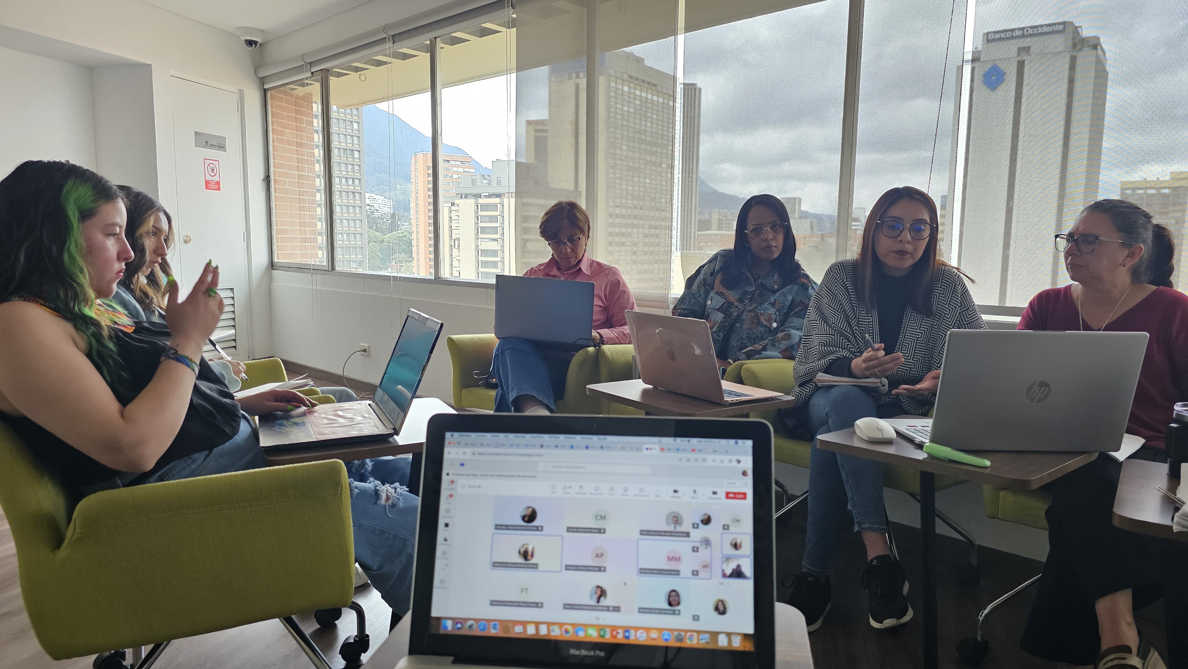 La entidad adelantó una jornada de socialización de sus políticas institucionales, en las que compartió las directrices para asegurar una dinámica de trabajo inclusiva, eficiente y ejemplar. 