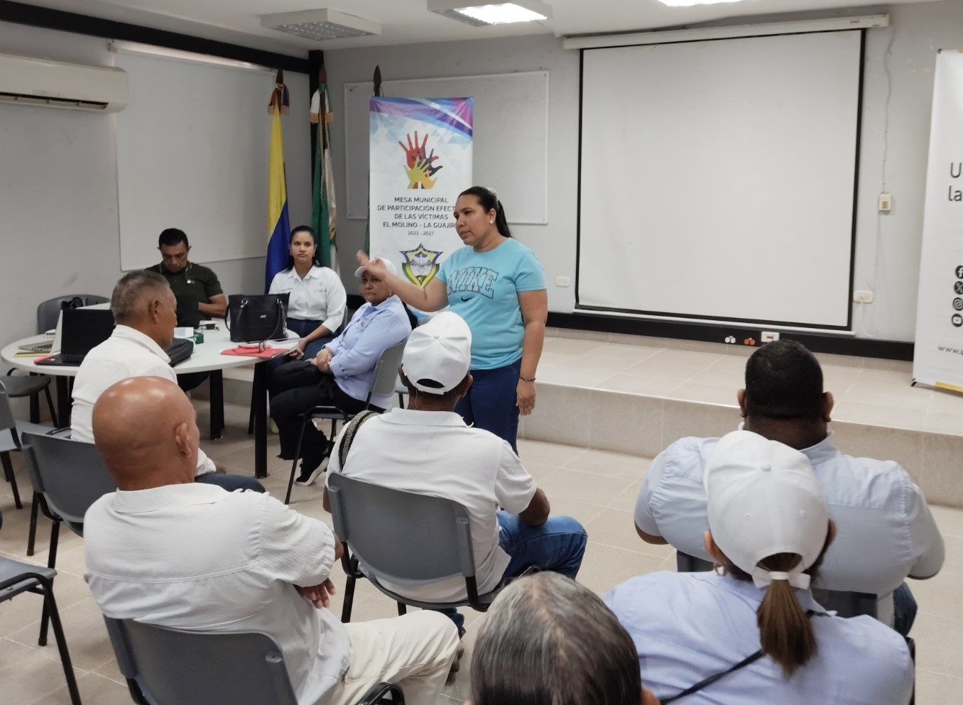Durante una jornada en el municipio, la entidad brindó servicio a las familias de la zona, incluyendo a las que adelantan procesos de restitución de tierras. En el espacio también se socializó la oferta de la Unidad y se recibieron nuevas solicitudes. 