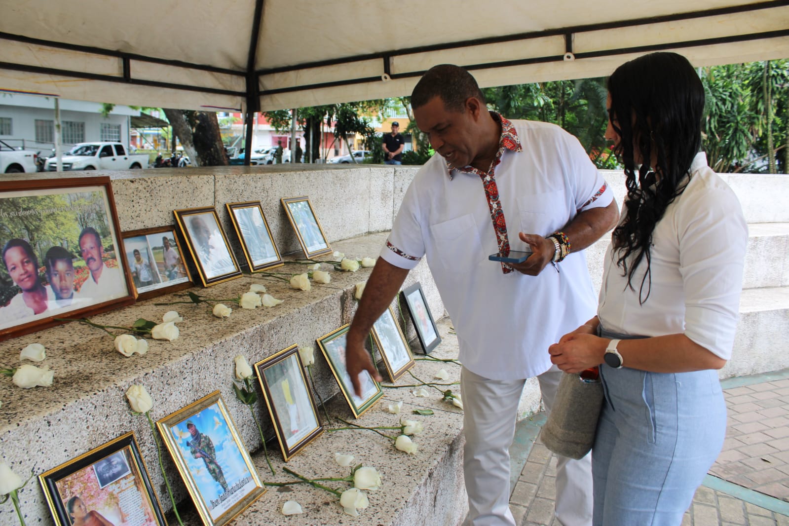 La directora territorial, María Estefany Checa Narváez, informó a la comunidad y a otras entidades sobre las acciones realizadas por Unidad en la región y las proyecciones trazadas para 2025.