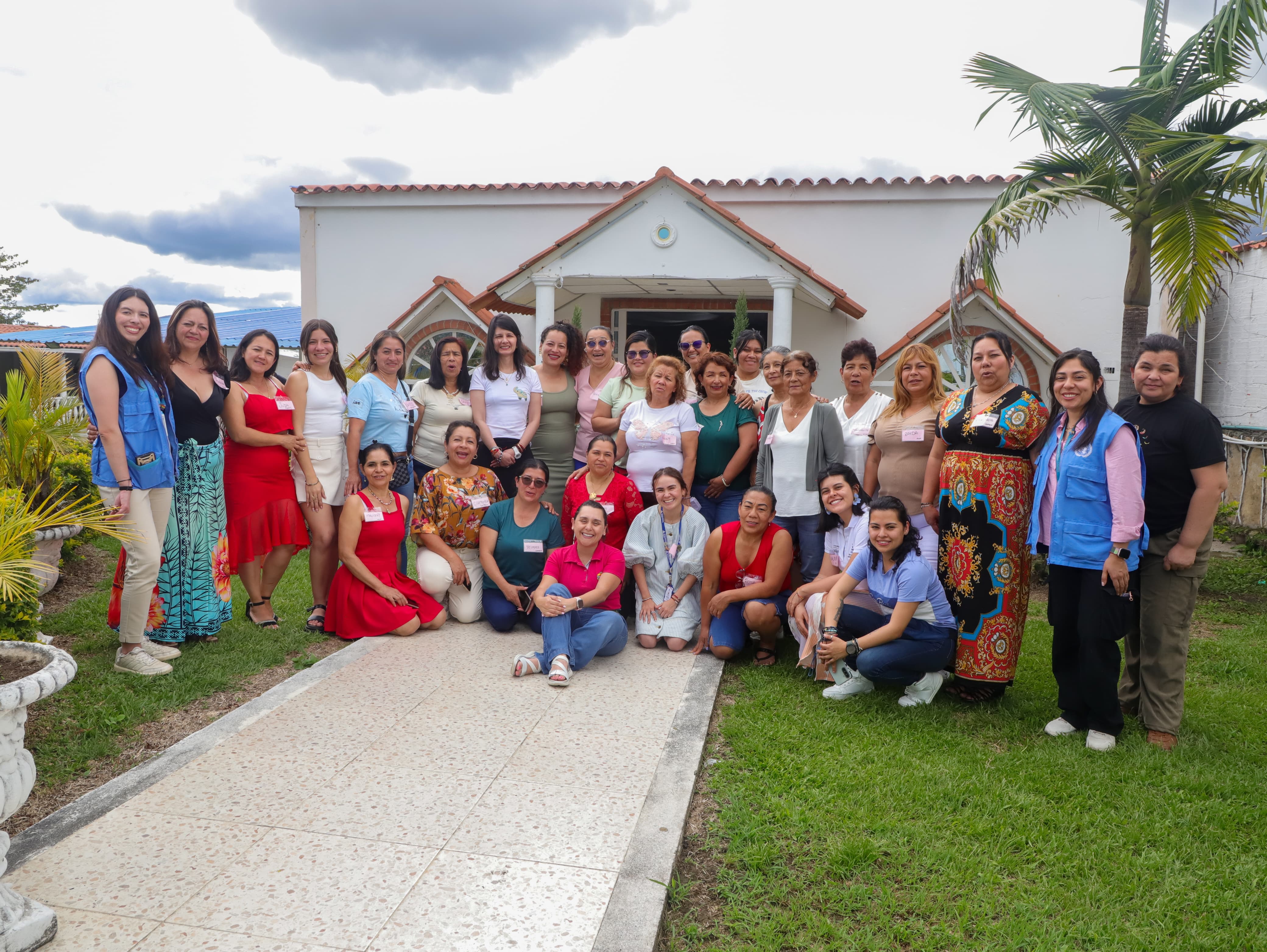 Durante dos días, las mujeres de los departamentos jurisdicción de la territorial se reunieron en Fusagasugá para hablar de las barreras del proceso de restitución, logros alcanzados y nuevas herramientas jurídicas que les permiten velar por sus derechos y sus comunidades.