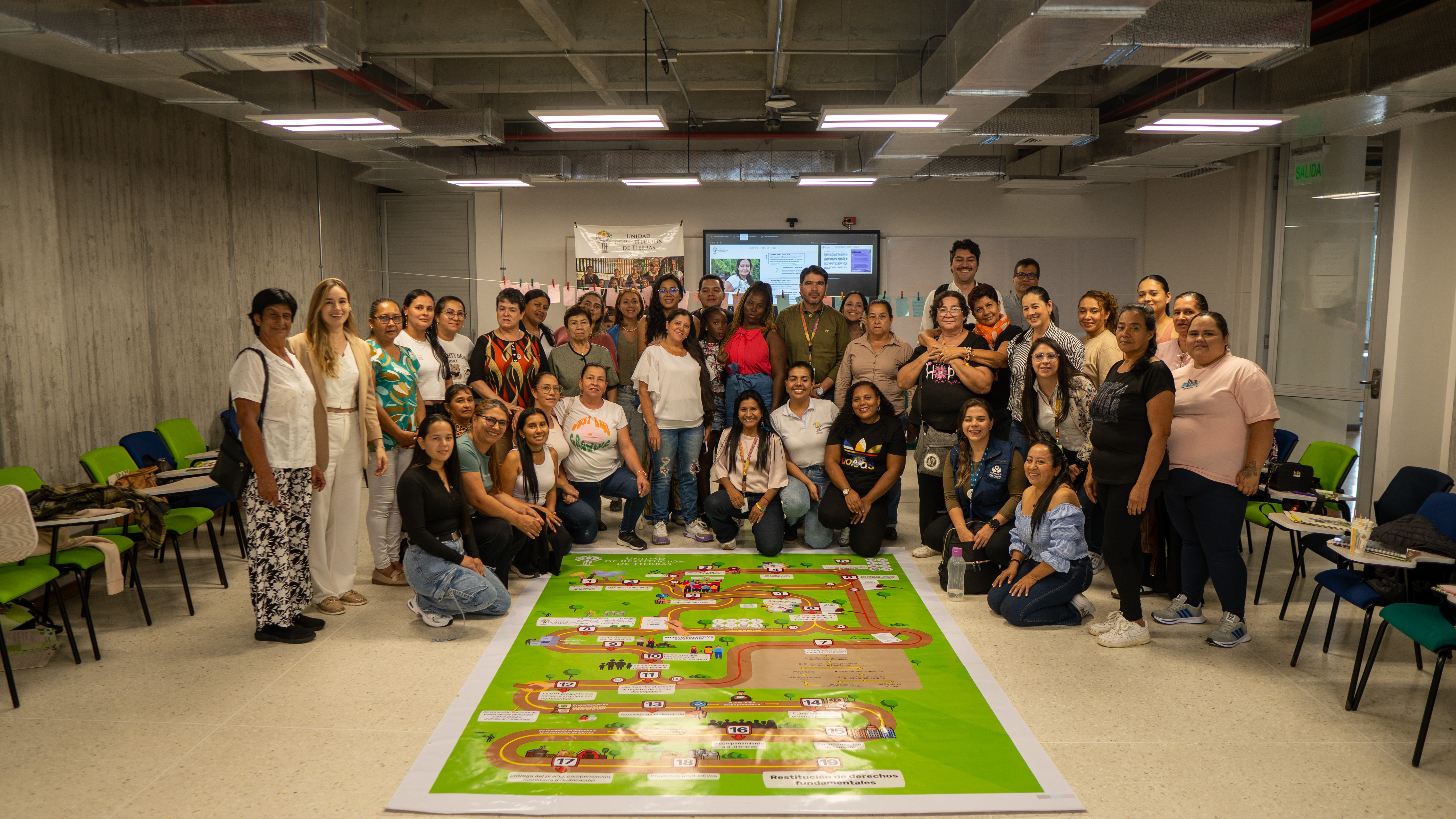 La URT impulsa en Valle del Cauca y Eje Cafetero espacios para avanzar en la restitución con enfoque de género