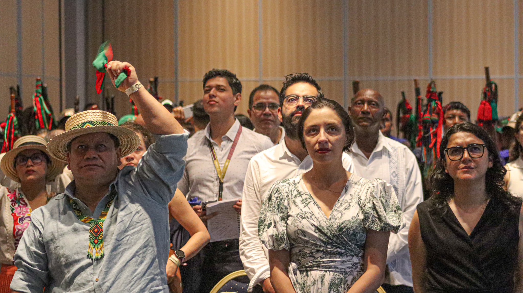 -	La funcionaria exaltó el trabajo de la URT en el conversatorio: “Territorios para la vida digna en armonía con la naturaleza”, que se efectuó durante la IV Cumbre CELAC - UE. En dicho espacio, la Unidad presentó el balance de su trabajo y promovió un diálogo entre la sociedad civil y el Estado. 